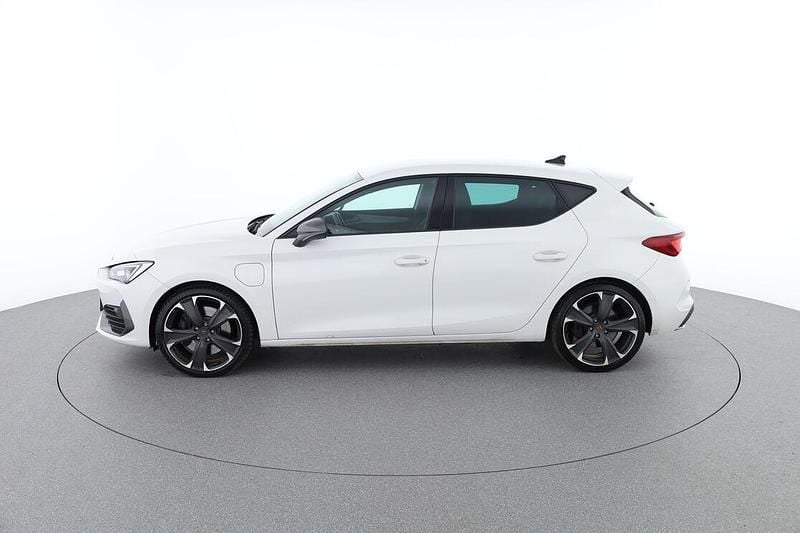 Gebraucht Cupra Leon VZ 245 PS (180 kW) 2022 Weiß Limousine