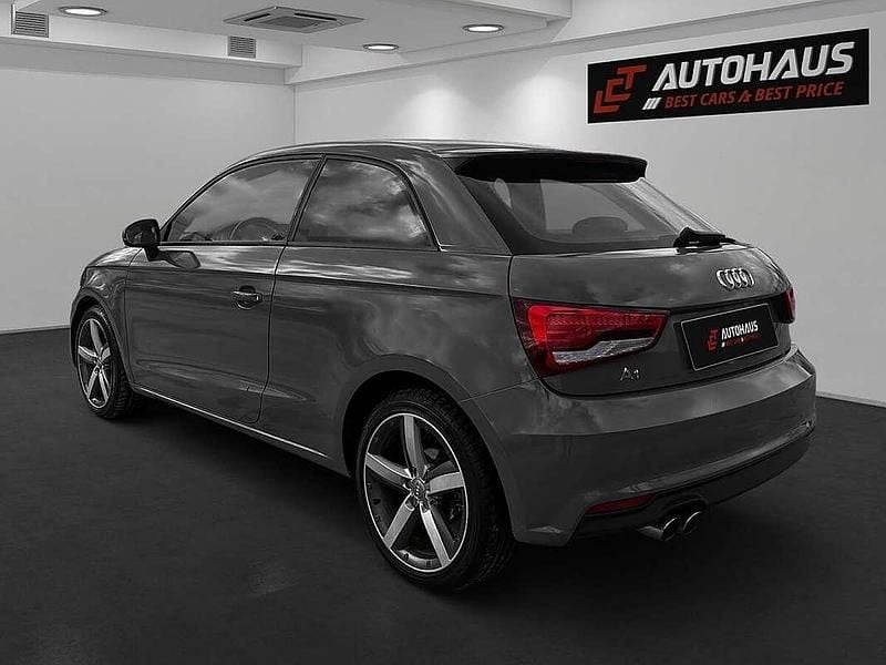 Gebraucht Audi A1 Sport 125 PS (91 kW) 2015 Grau Kleinwagen