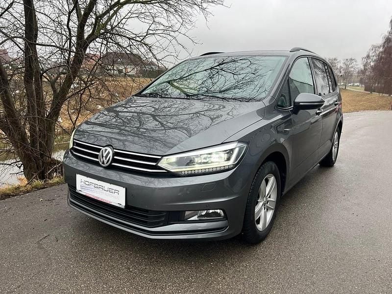 Grau Gebraucht 2016 VW Touran Comfortline Van / Kleinbus | € 16.900 (Guter Preis) - Bild 1/4
