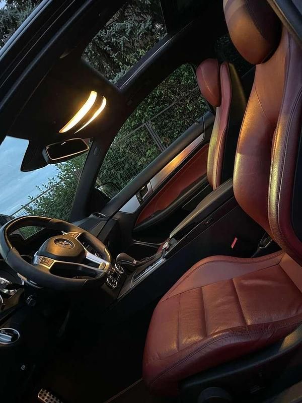 Gebraucht Mercedes C220 170 PS (125 kW) 2011 Schwarz Coupé