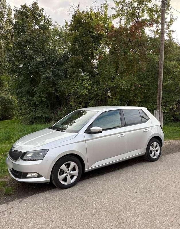 Gebraucht 2016 Skoda Fabia Joy Limousine | € 5.000 (Superpreis) - Bild 1/4