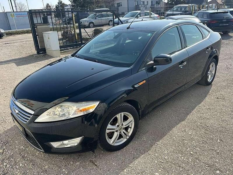 Gebraucht Ford Mondeo Ghia 140 PS (102 kW) 2011 Schwarz Limousine