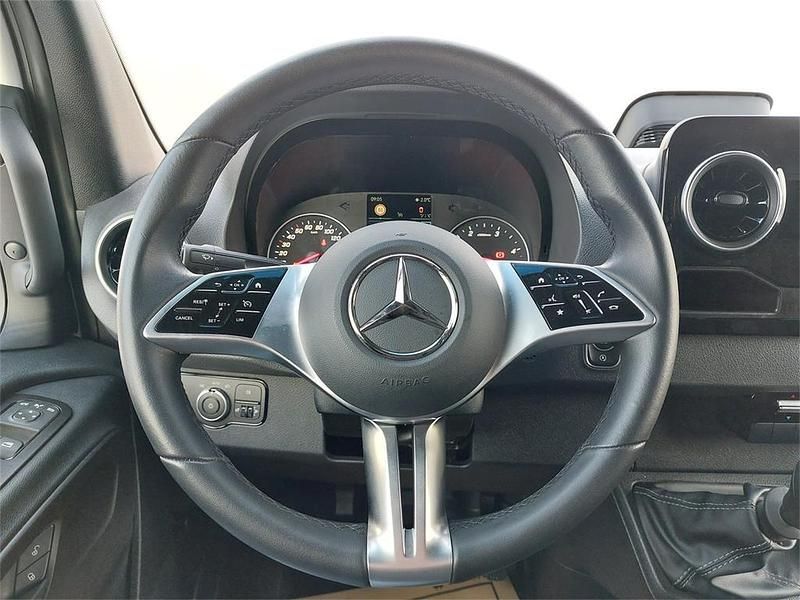 Gebraucht Mercedes Sprinter 150 PS (110 kW) 2024 Weiss Van