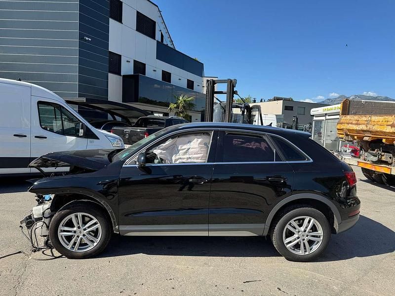 Gebraucht Audi Q3 Design 120 PS (88 kW) 2016 Schwarz SUV