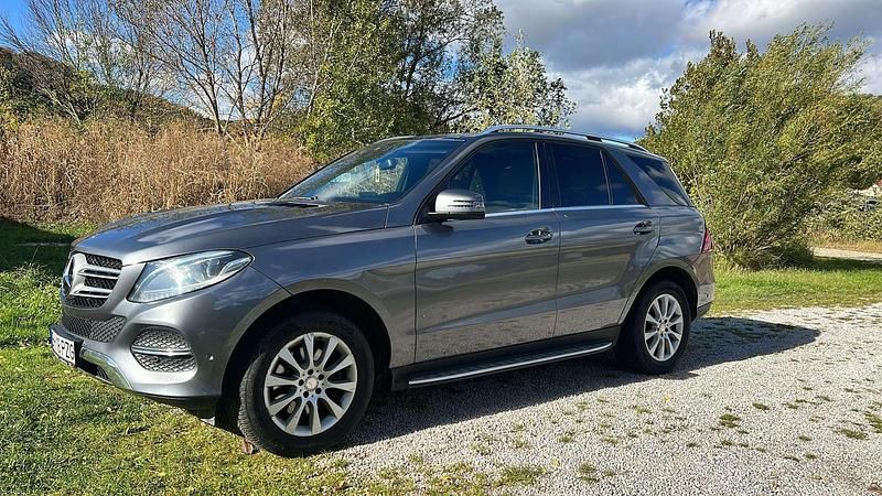 Gebraucht Mercedes GLE250 204 PS (150 kW) 2017 SUV