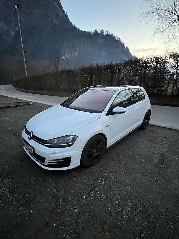 Gebraucht VW Golf VII GTD 184 PS (135 kW) 2013 Limousine