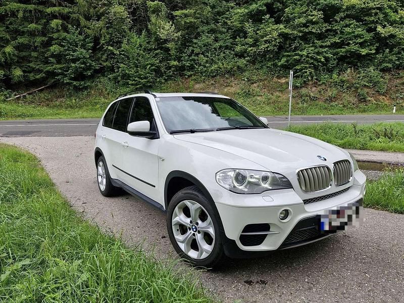 Weiß Gebraucht 2011 BMW X5 SUV | € 13.990 (Guter Preis) - Bild 1/4