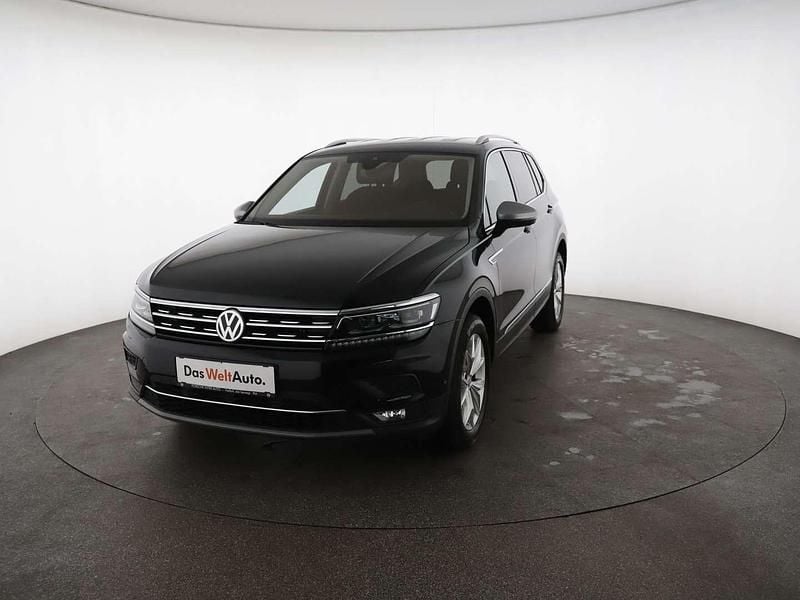 Gebraucht VW Tiguan Allspace Highline 150 PS (110 kW) 2021 Schwarz SUV