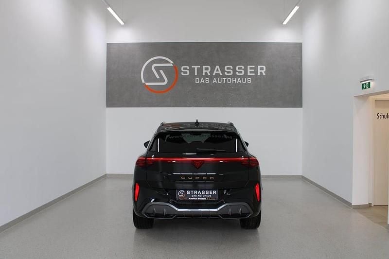 Neu Cupra Terramar 204 PS (150 kW) 2026 Schwarz  metallic SUV