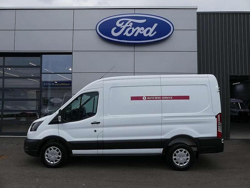 Gebraucht Ford Transit Trend 131 PS (96 kW) 2024 Frozen white Van / Kleinbus