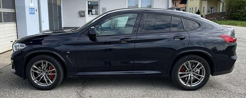 Gebraucht BMW X4 M Sport 190 PS (139 kW) 2021 Schwarz SUV