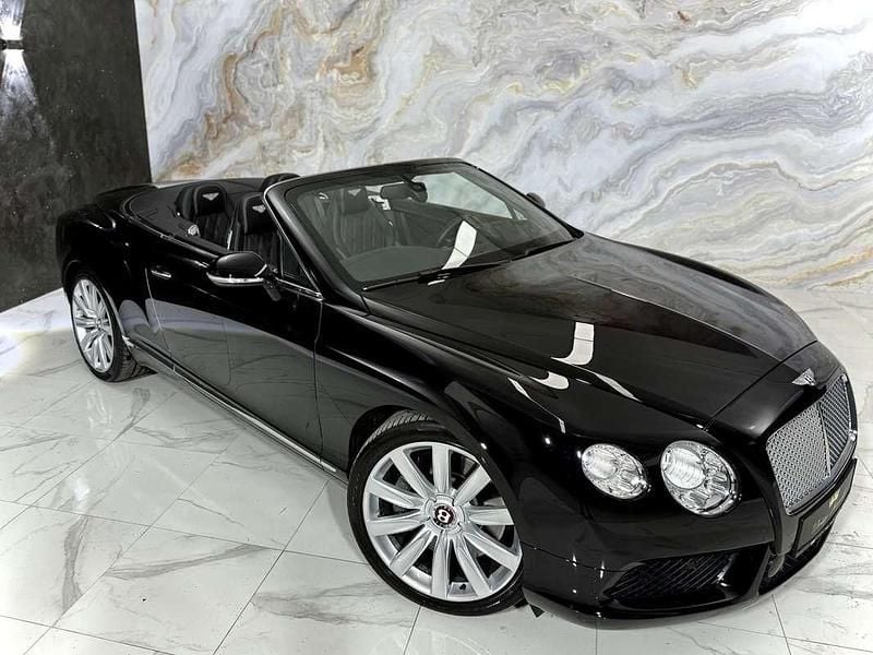 Gebraucht Bentley Continental GT Convertible Mulliner 507 PS (372 kW) 2012 Schwarz Cabrio
