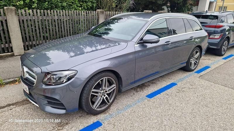 Grau Gebraucht 2018 Mercedes E220 Edition Kombi | € 29.990 (Etwas zu teuer) - Bild 1/2