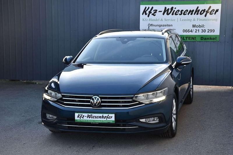 Gebraucht VW Passat Business 150 PS (110 kW) 2021 Blau Kombi