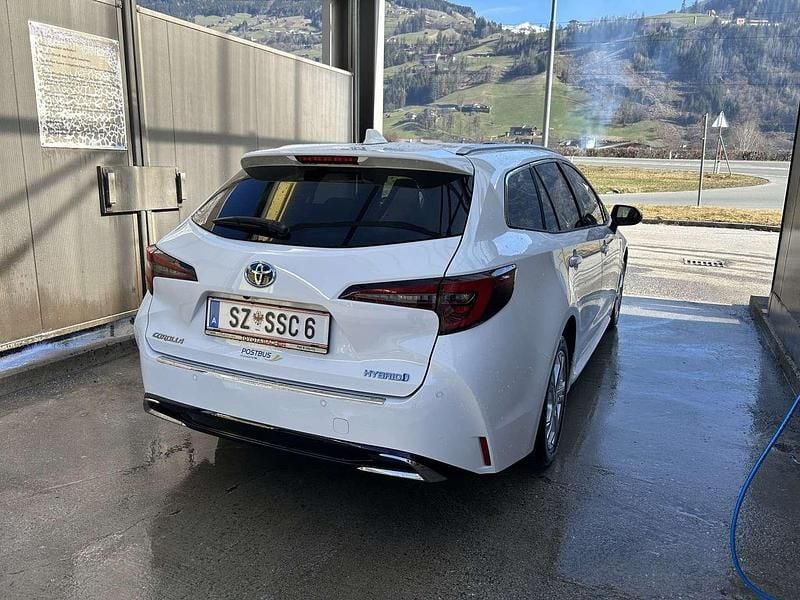 Gebraucht Toyota Corolla Active 98 PS (72 kW) 2024 Weiß Kombi