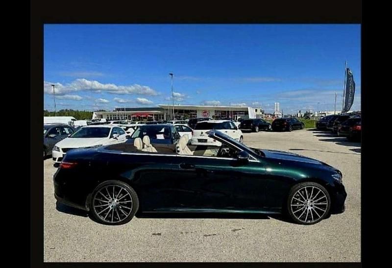 Gebraucht Mercedes E300 245 PS (180 kW) 2018 Grün Cabrio