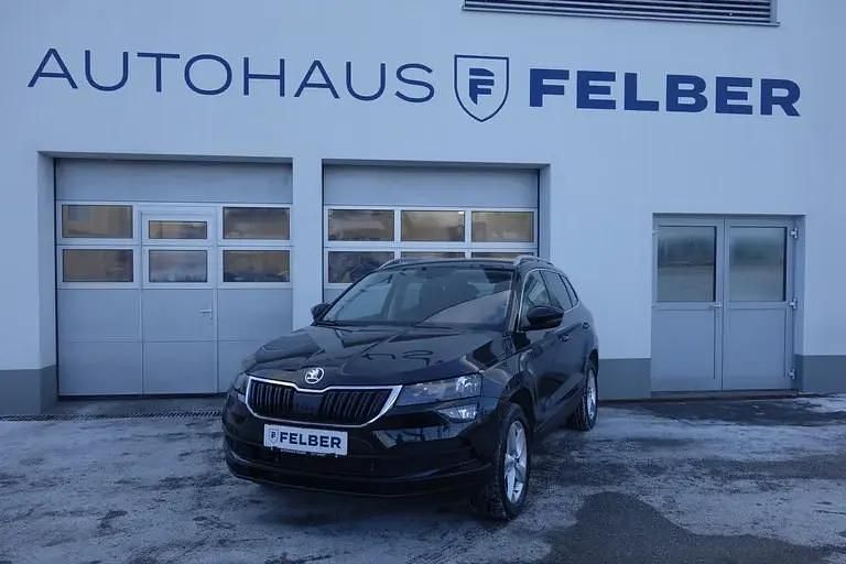Schwarz metallicperleffektno Gebraucht 2021 Skoda Karoq Ambition SUV | € 27.850 (Guter Preis) - Bild 1/4