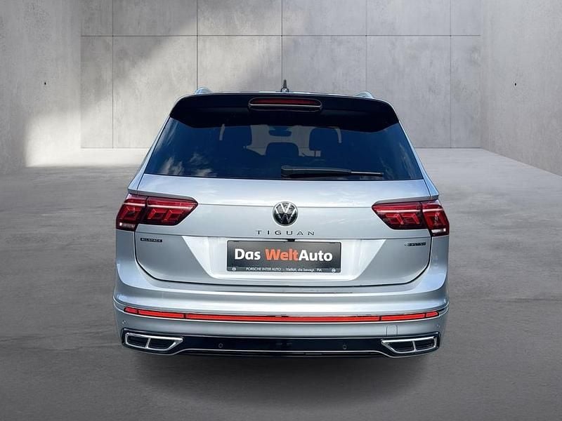 Gebraucht VW Tiguan Allspace R-line 150 PS (110 kW) 2023 Silber SUV