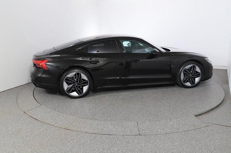 Gebraucht Audi e-tron GT quattro 139 kW (190 PS) 2022 Schwarz  metallic Limousine