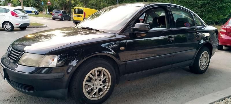 Gebraucht VW Passat 110 PS (80 kW) 1997 Schwarz Limousine