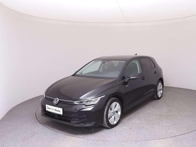 Gebraucht VW Golf VIII 150 PS (110 kW) 2025 Schwarz Limousine