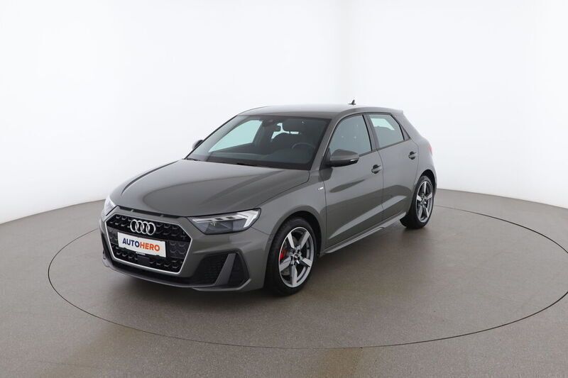Grau Gebraucht 2018 Audi A1 S-Line Kleinwagen | € 20.390 (Fairer Preis) - Bild 1/4