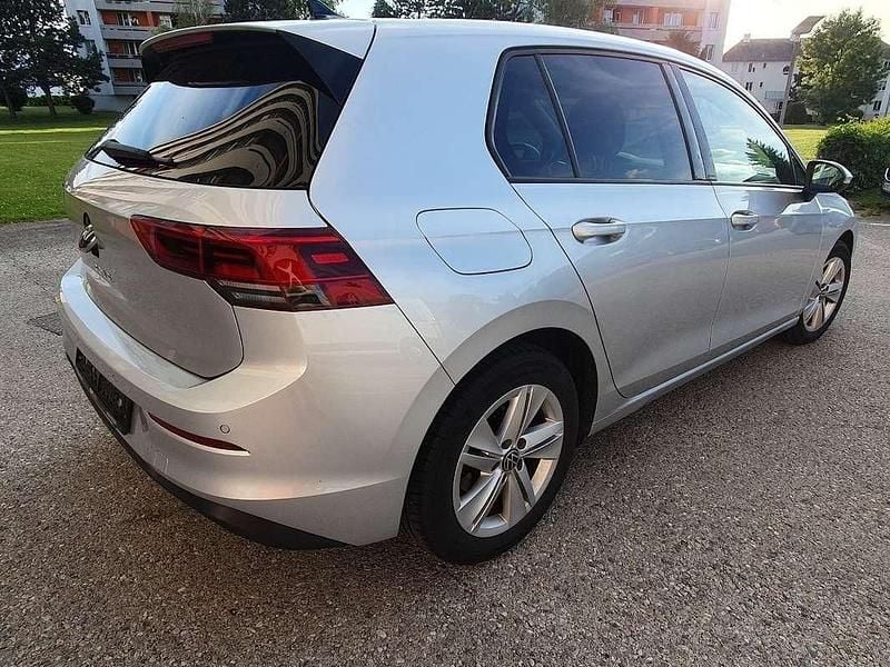 Gebraucht VW Golf VIII Life 116 PS (85 kW) 2021 Silber Limousine