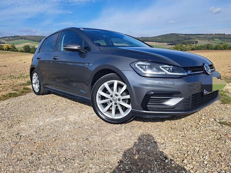 Gebraucht VW Golf VII Highline 116 PS (85 kW) 2020 Limousine