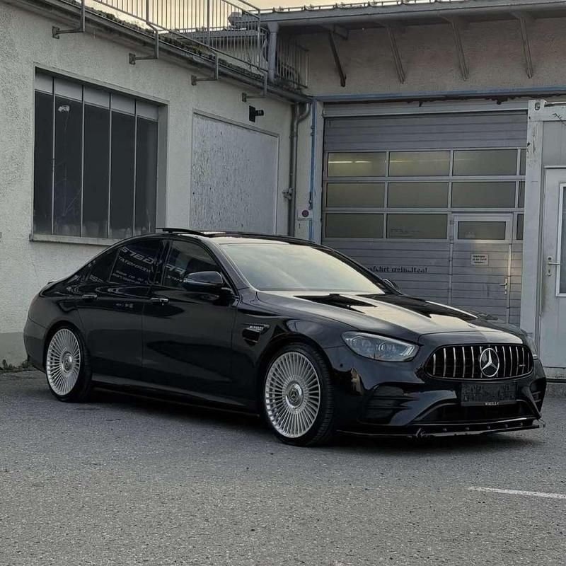 Gebraucht Mercedes E220 AMG line 194 PS (142 kW) 2022 Limousine