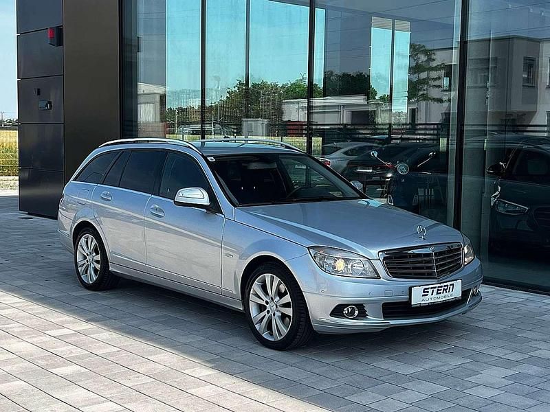 Silber Gebraucht 2008 Mercedes C320 Elegance Kombi | € 10.990 (Teuer) - Bild 1/4