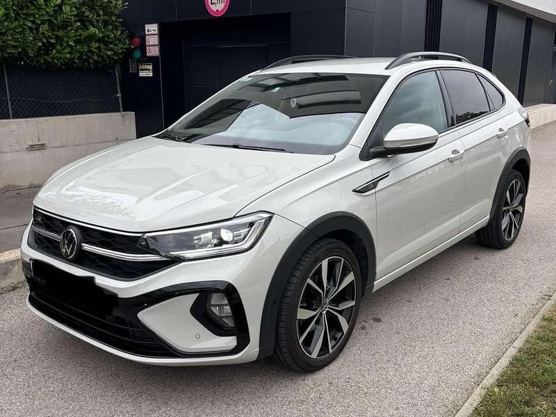 Grau Gebraucht 2022 VW Taigo R-line SUV | € 19.990 - Bild 1/4