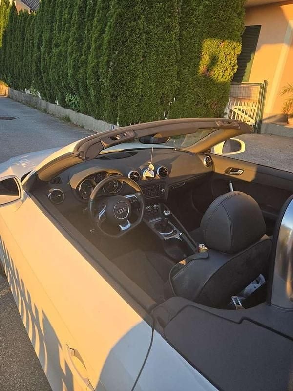 Gebraucht Audi TT Roadster 160 PS (117 kW) 2011 Cabrio