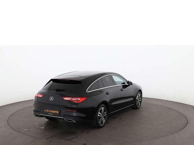 Gebraucht Mercedes CLA220 Progressive 190 PS (139 kW) 2022 Schwarz Limousine