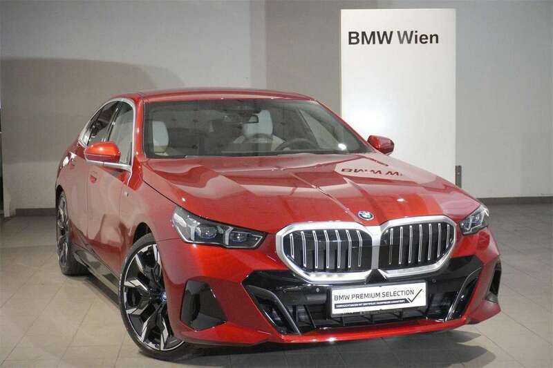 Fire red Gebraucht 2024 BMW 530e Efficient Dynamics Limousine | € 58.495 - Bild 1/4