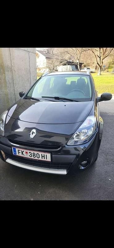 Gebraucht Renault Clio GrandTour Dynamique 103 PS (75 kW) 2011 Schwarz Kombi