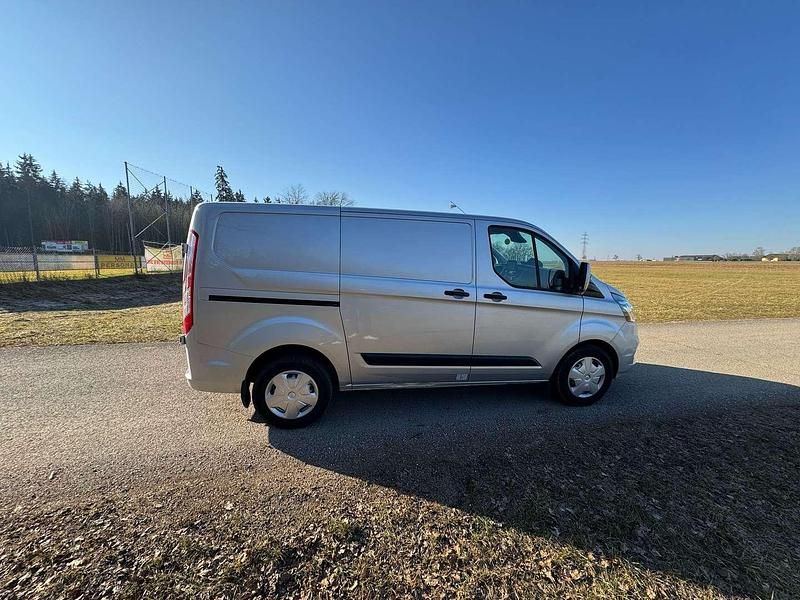 Gebraucht Ford Transit Limited 170 PS (125 kW) 2019 Silber Limousine