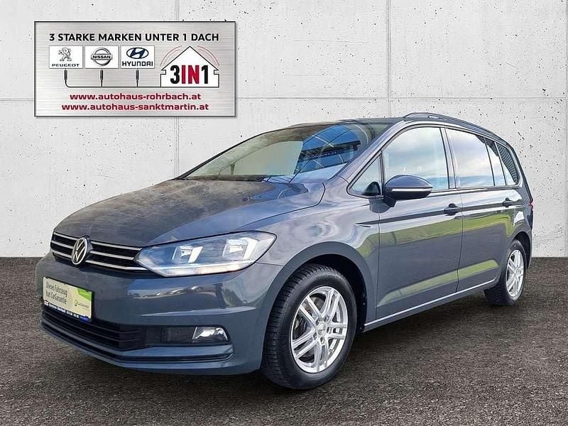 Gebraucht VW Touran Comfortline 122 PS (89 kW) 2021 Grau Van / Kleinbus