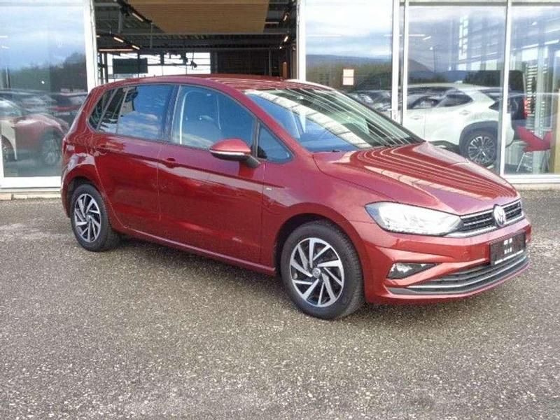 Gebraucht VW Golf VII 131 PS (96 kW) 2019 Rot Limousine