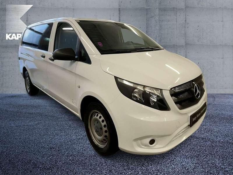 Gebraucht Mercedes Vito 114 PS (83 kW) 2019 Weiß Van