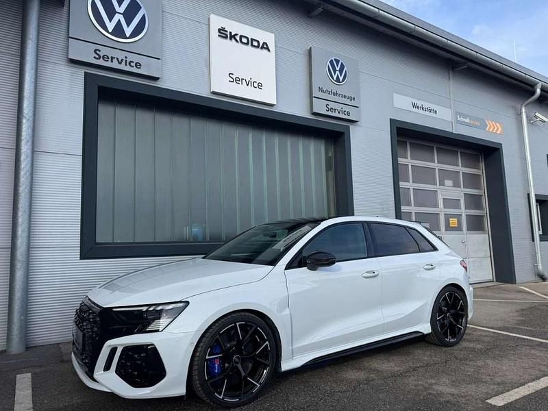 Gebraucht Audi A3 Ambiente 400 PS (294 kW) 2024 Kleinwagen