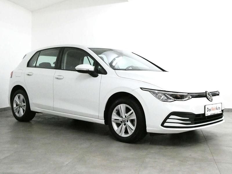 Gebraucht VW Golf VIII Life 110 PS (80 kW) 2020 Weiß Limousine