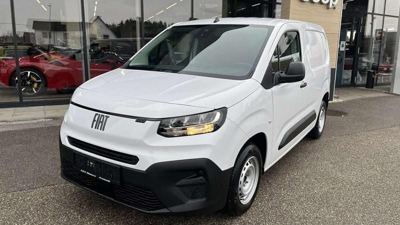 Neu Fiat Doblò Easy 102 PS (75 kW) 2026 Van / Kleinbus