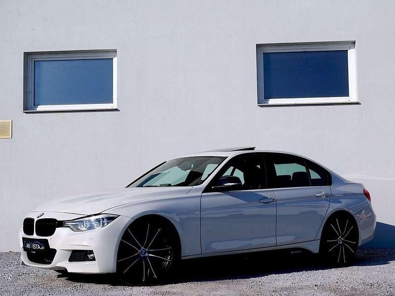 Gebraucht BMW 328 Sport Line 245 PS (180 kW) 2015 Weiß Limousine