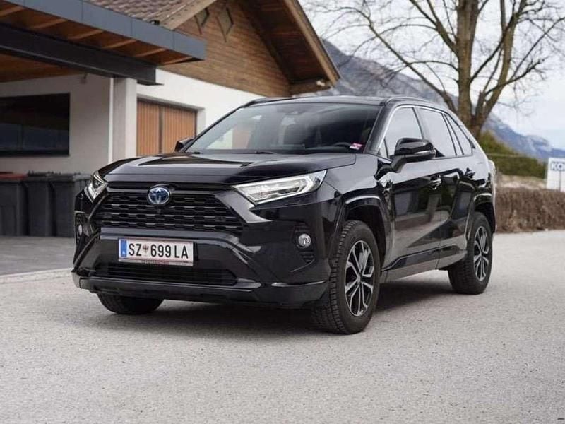 Gebraucht Toyota RAV4 Edition 178 PS (130 kW) 2021 Schwarz SUV