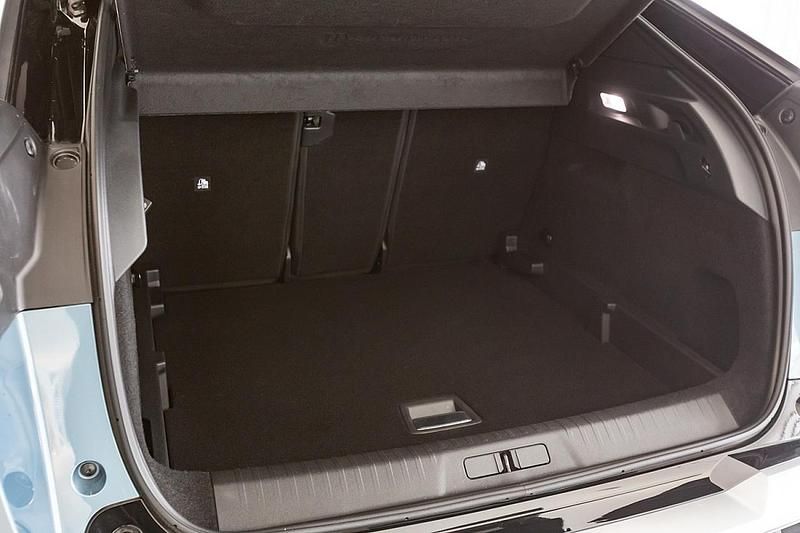 Gebraucht Peugeot e-3008 GT 157 kW (214 PS) 2025 Blau SUV