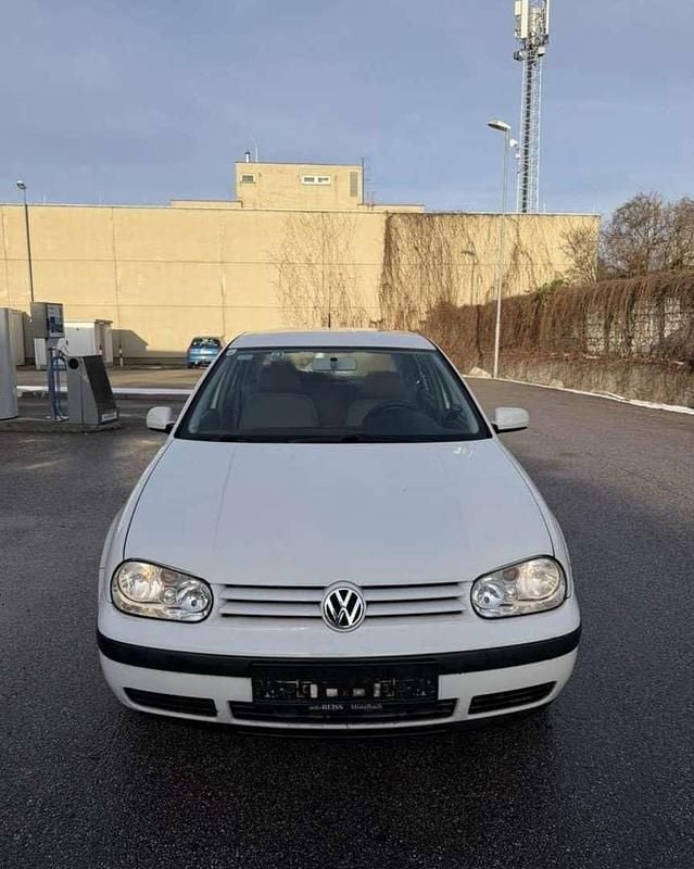 Gebraucht VW Golf IV 75 PS (55 kW) 2001 Limousine