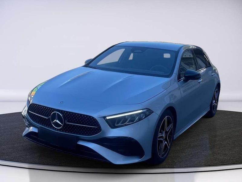 Gebraucht Mercedes A180 Edition 136 PS (100 kW) 2025 Silber Limousine