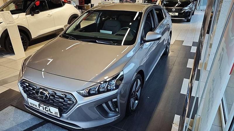 Grau Gebraucht 2022 Hyundai Ioniq Kleinwagen | € 19.990 (Fairer Preis) - Bild 1/4