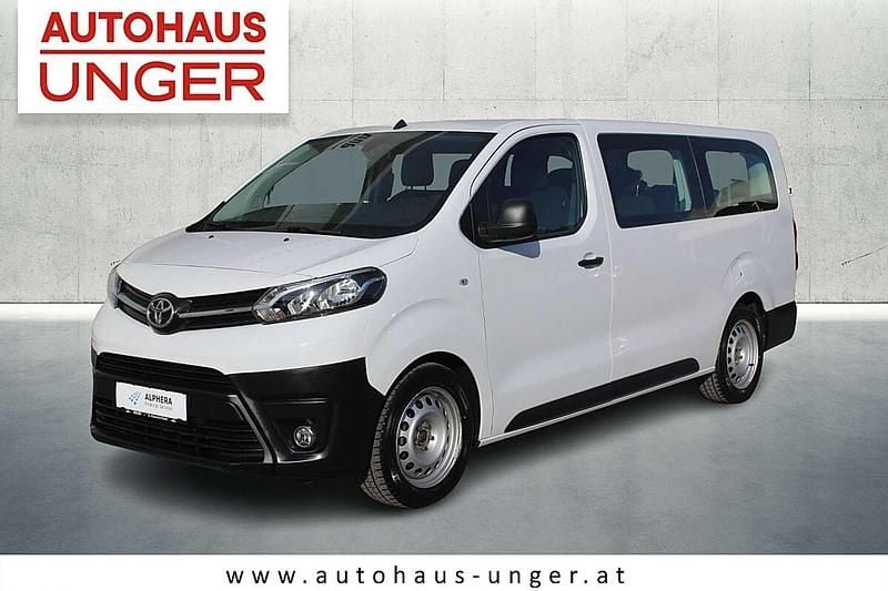 Gebraucht Toyota Proace Verso 144 PS (105 kW) 2022 Weiß Kombi