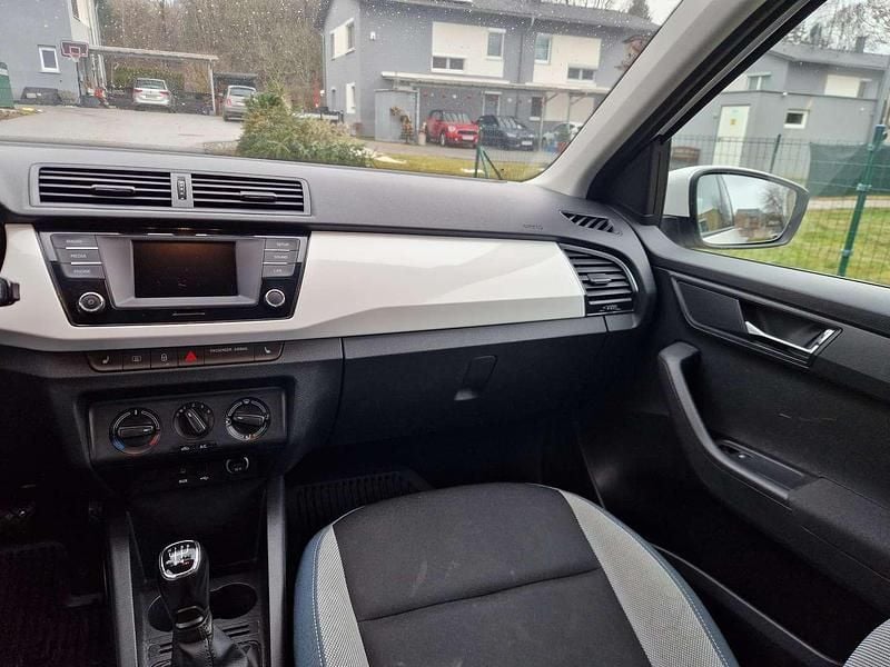 Gebraucht Skoda Fabia Active 90 PS (66 kW) 2017 Weiß Kombi